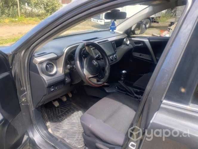 Toyota RAV4 2014 2.0