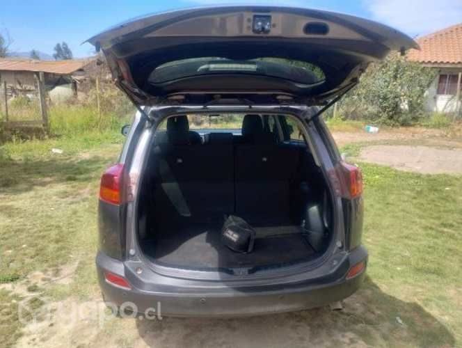 Toyota RAV4 2014 2.0