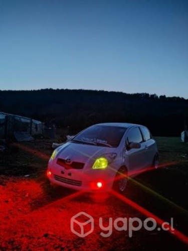 Vendo Yaris sport 2008