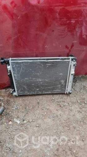 Radiador de agua nissan kicks original