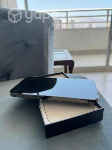 Iphone 13 pro max como nuevo, airpods de regalo