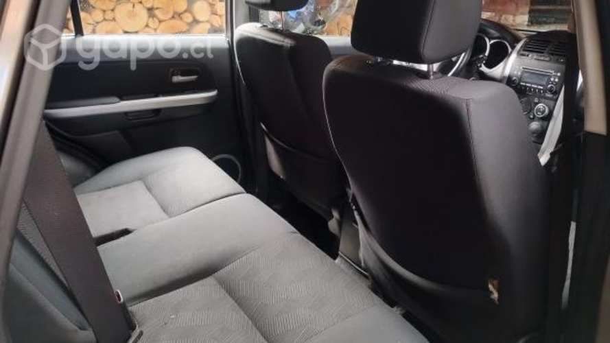 Suzuki grand nomade 2016