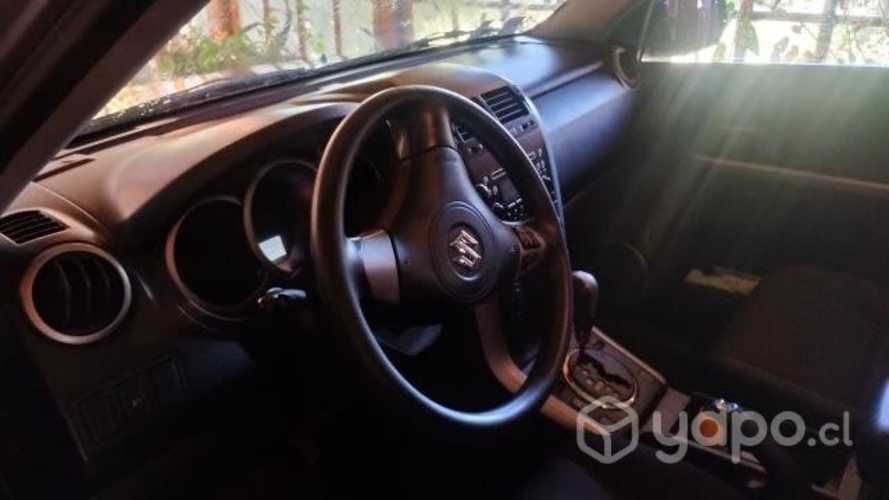 Suzuki grand nomade 2016