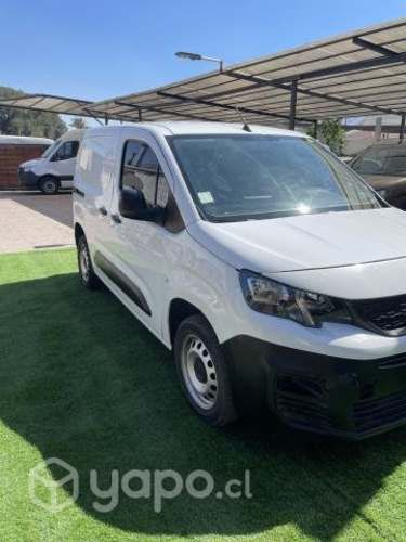 Peugeot partner 2020 poco kilometraje