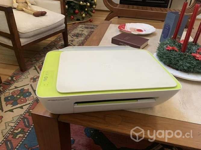 Impresora Multifuncional HP DeskJet Advantage 2135