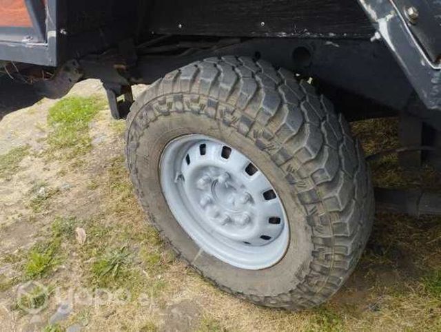 Chevrolet luv 2.3 1990