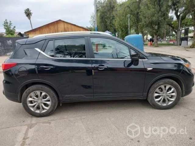 Vendo camioneta SUV casi nueva