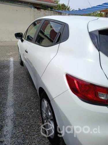 Renault clio 2021