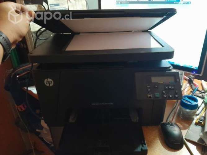 Impresora HP multifuncional color láser Jet Pro M