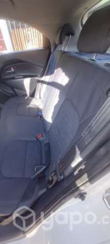 Vendo Kia Rio 2014