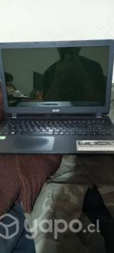 Notebook Acer- Buen estado