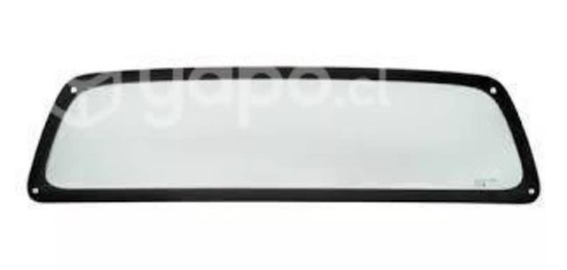 Luneta Nissan Navara año 2013