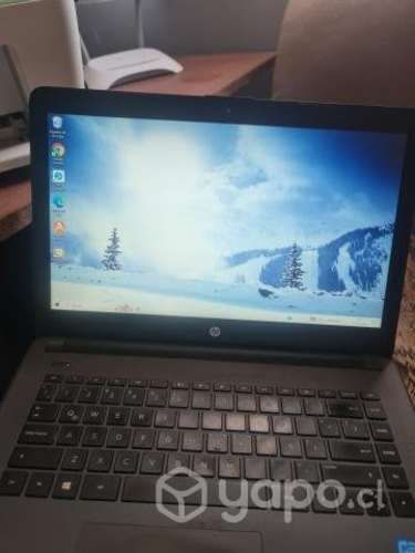 Notebook más escritorio