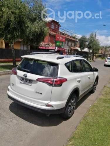 Toyota RAV4 2017