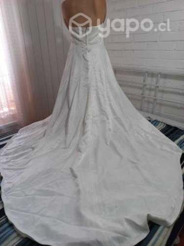 Vestido de novia color marfil