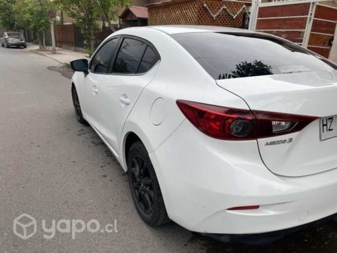 Se vende Mazda 3 1.6