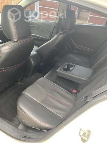 Se vende Mazda 3 1.6