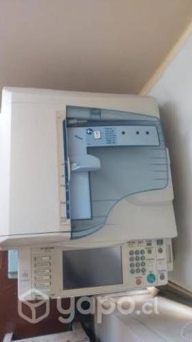 Impresora multifuncional marca ricoh