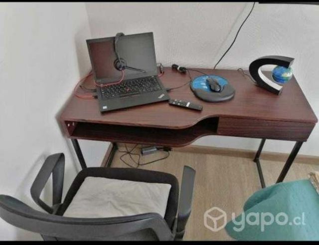 Escritorio con Silla