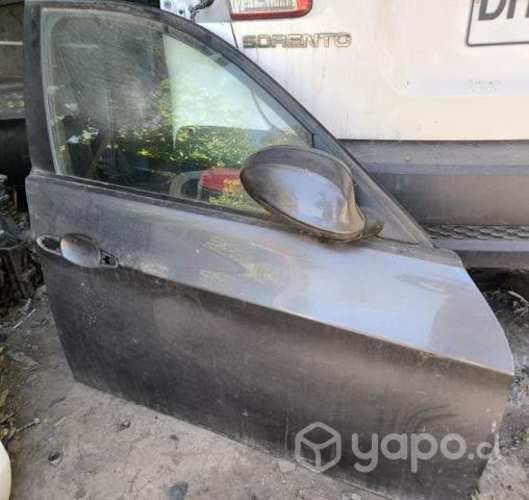 Puerta delantera derecha BMW e90