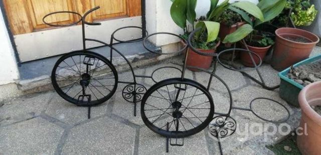 Porta maceteros( fierro)