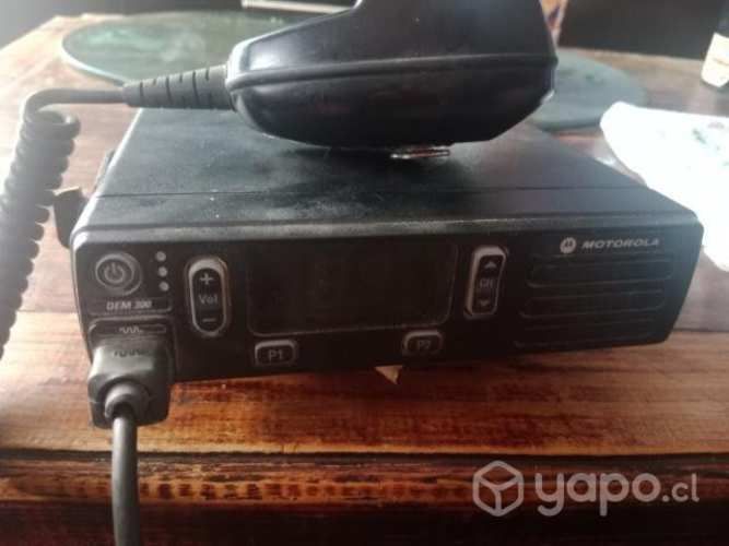 Radio base Motorola dem 300