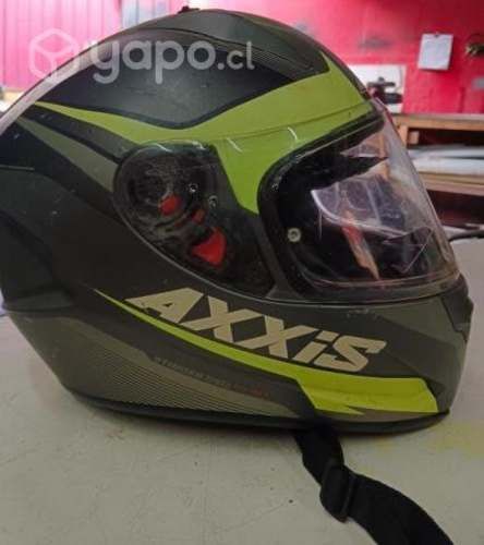 Casco de moto impecable