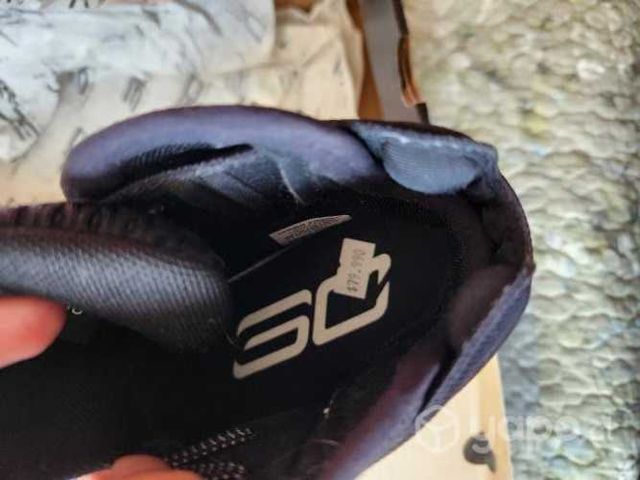 Zapatilla de basketball