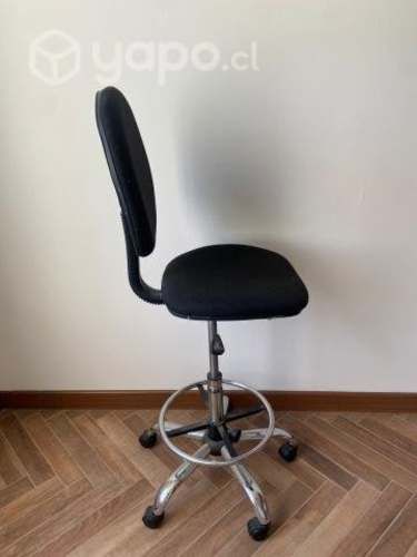 Silla de escritorio con altura regulable