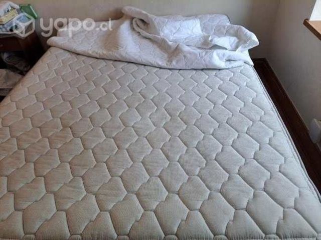 Cama matrimonial