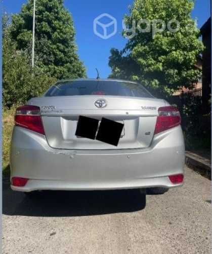Toyota yaris 1.5 automático