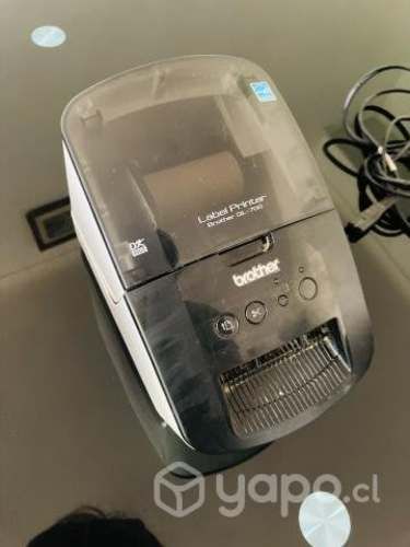 Etiquetadora Brother QL-700 térmica