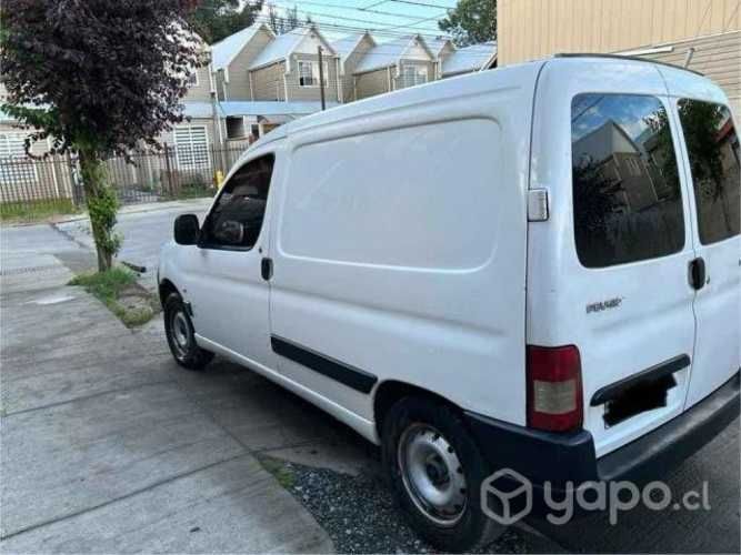 2011 Peugeot partner