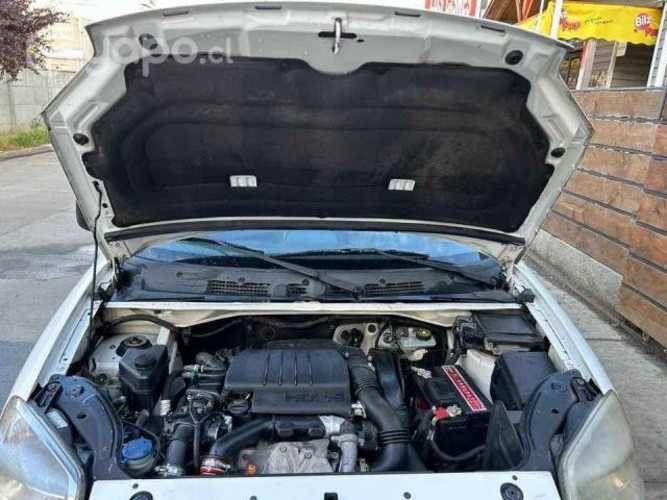 2011 Peugeot partner