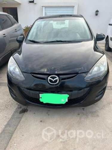 Mazda 2 2012
