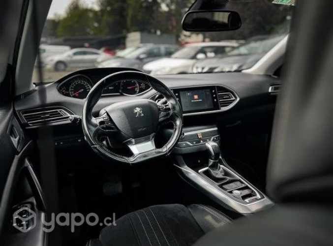 Peugeot 308 2016