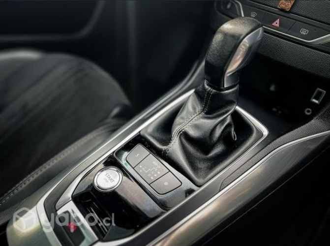 Peugeot 308 2016