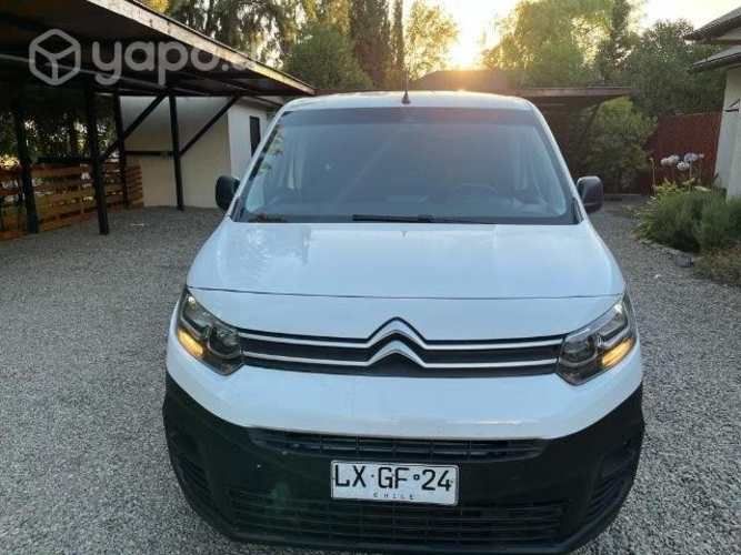 Vendo Citroen Berlingo 2021 1.6 HDI