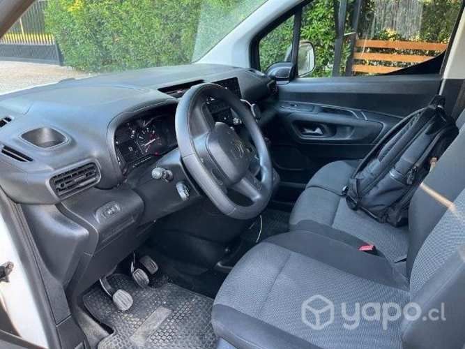 Vendo Citroen Berlingo 2021 1.6 HDI