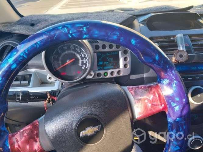 Chevrolet spark gt full 2013