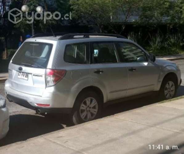 Vendo station Subaru 2.2. 4x4