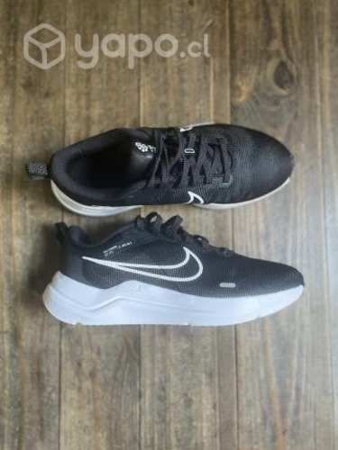 Zapatillas Nike Downshifter 12 Nuevas