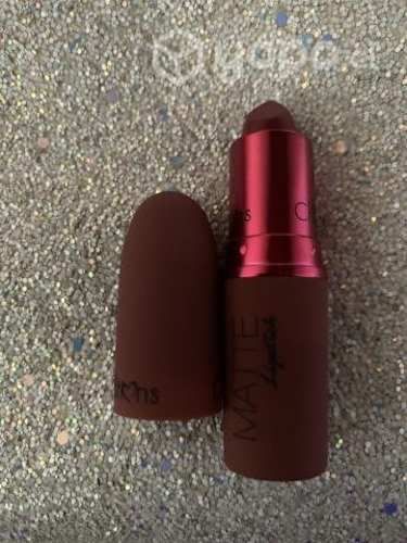 Labial matte rose