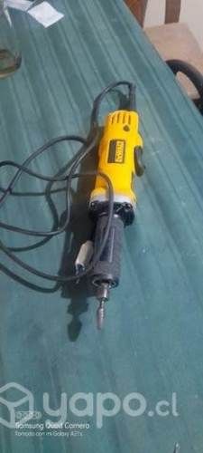 Esmeril recto dewalt