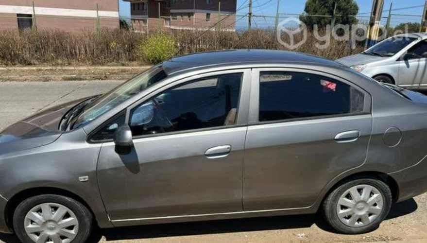 Se vende auto