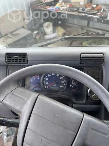 Mitsubishi 2015 canter 7.5