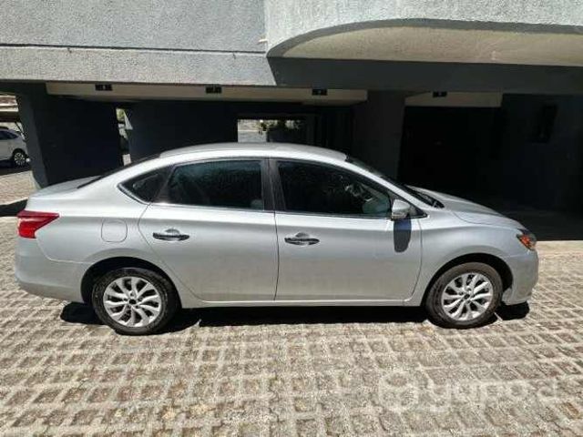 Nissan sentra 2018