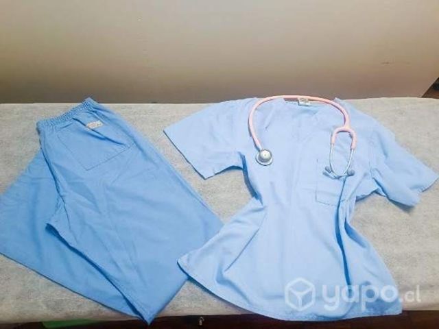 Uniformes clínicos