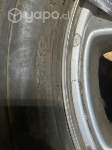 Llanta Ssangyong musso