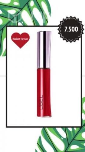 Máscaras de pestañas y labiales